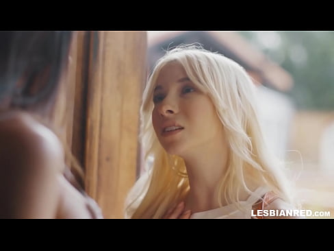 ❤️ Chica vuelve a casa unos meses después y acaba comiéndole el coño a su madrastra ☑ Video de sexo de calidad en es.pornochaturbate.ru ❌️